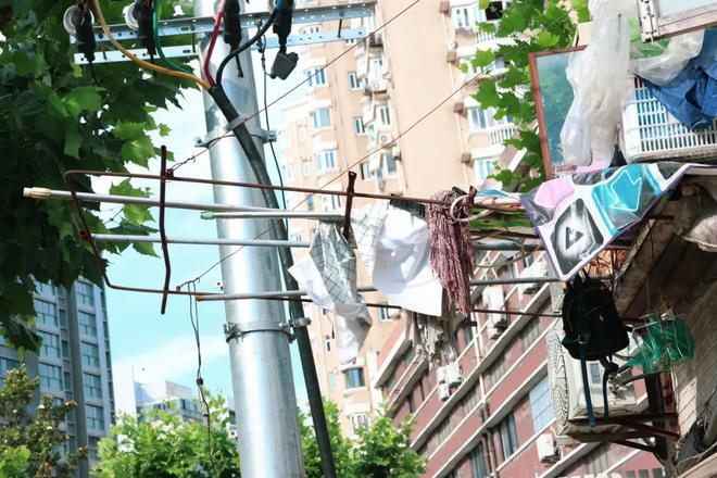 报道故事系列 上海“龙门架”凯发k8国际首页登录新闻摄影(图13)