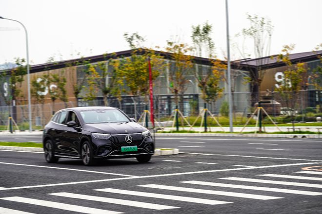 SUV：值得信赖的豪华电动车K8凯发登录深度解读奔驰纯电(图28)