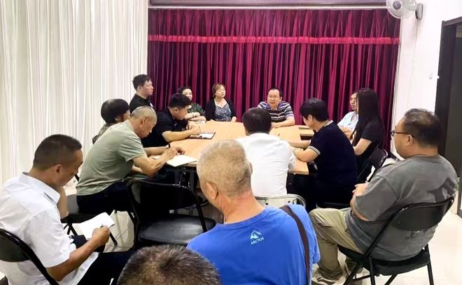 口的“爆改”打造多彩龙腾苑六区社区k8凯发国际登录“六色助力”！家门(图5)