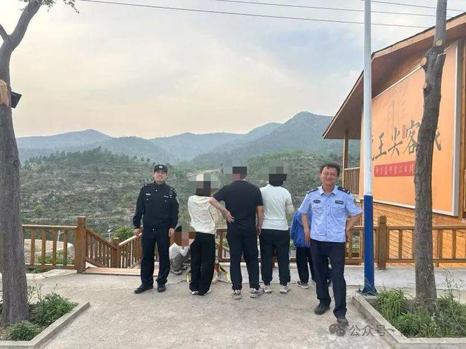 王尖迷路还有孩童武汉两个家庭在龙(图4)
